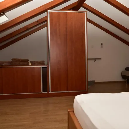 公寓 Finka 马林斯卡